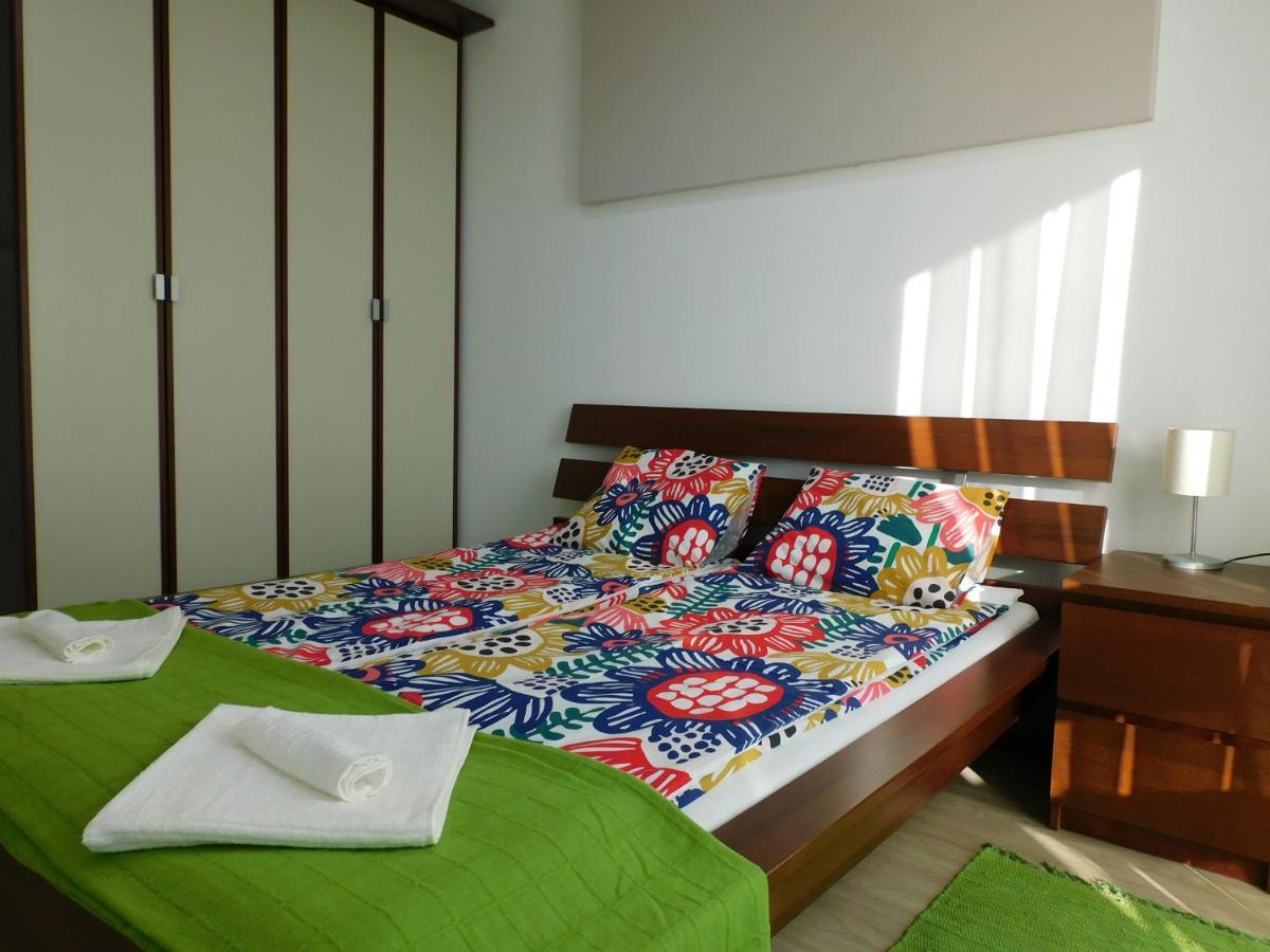 Katamaran Apartment Siofok Bagian luar foto