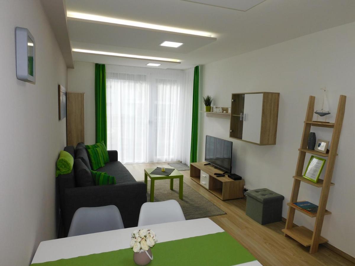 Katamaran Apartment Siofok Bagian luar foto
