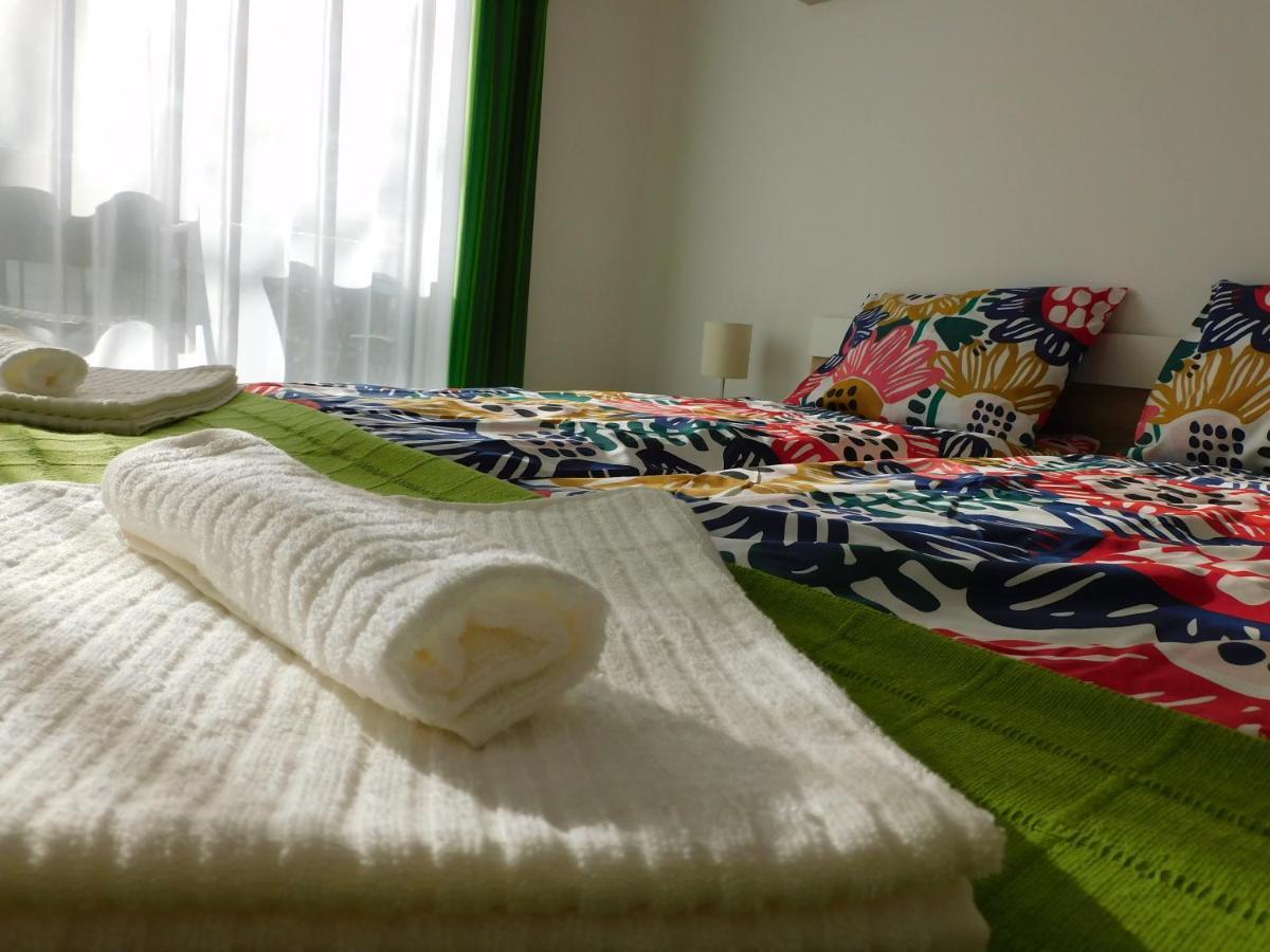 Katamaran Apartment Siofok Bagian luar foto