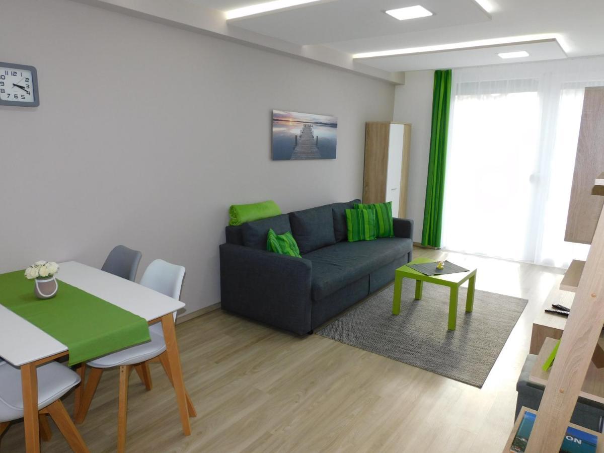 Katamaran Apartment Siofok Bagian luar foto