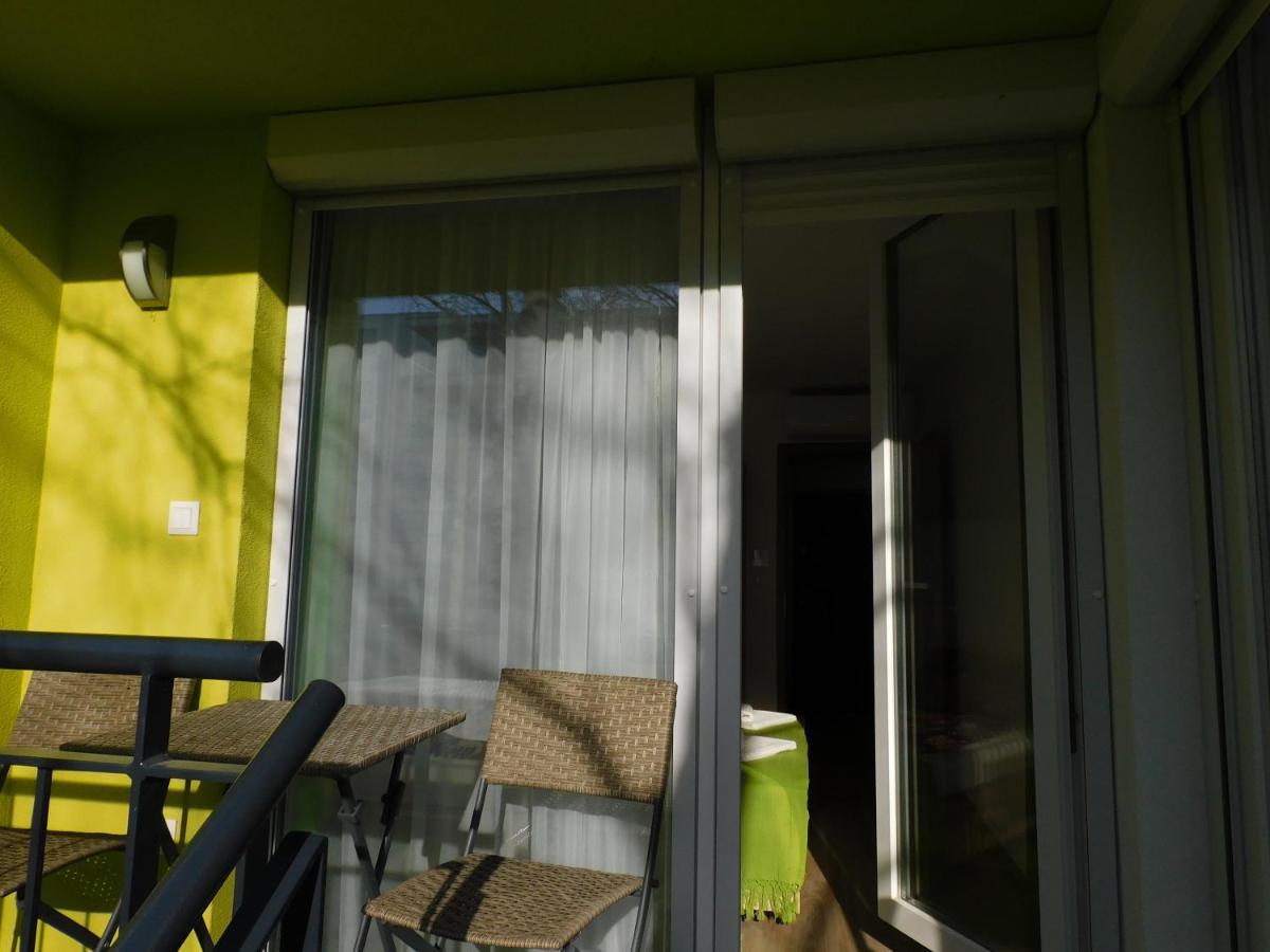 Katamaran Apartment Siofok Bagian luar foto