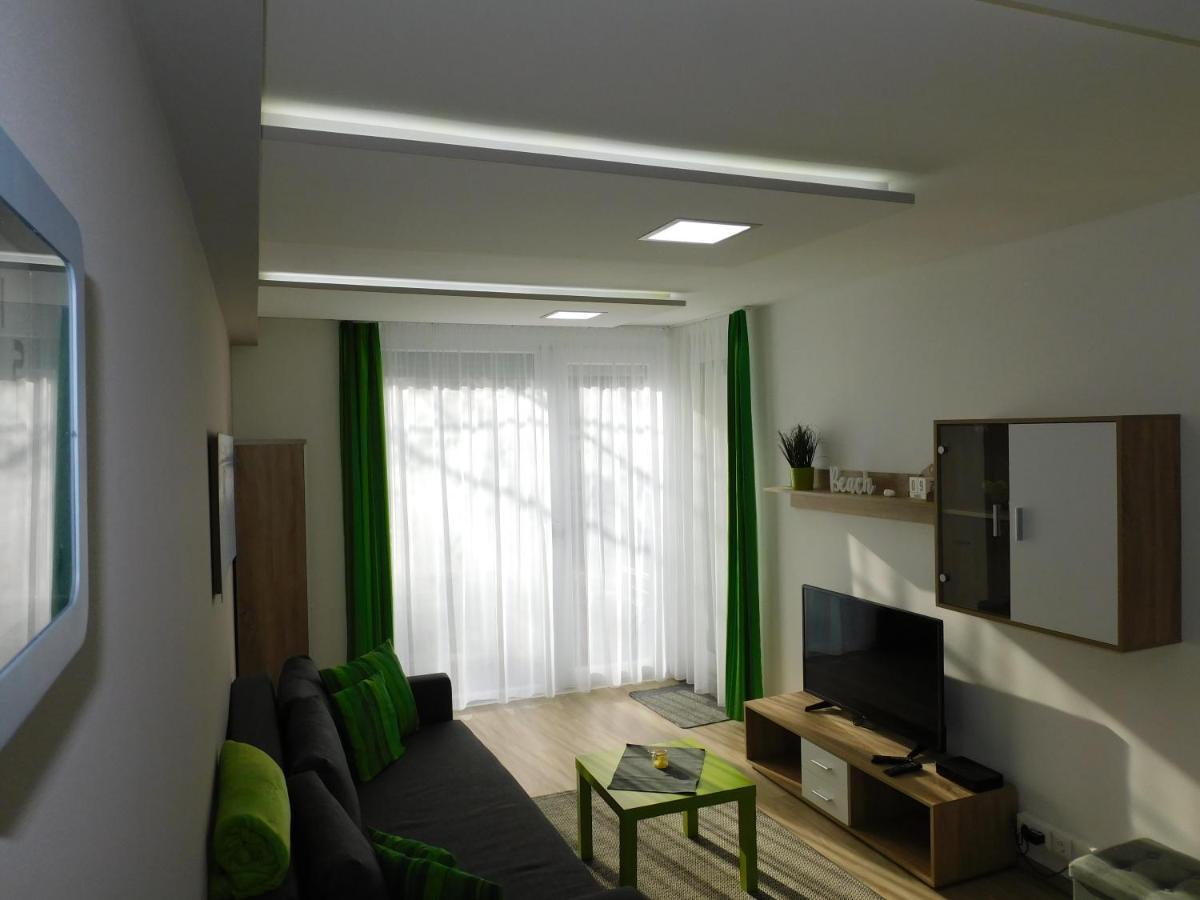Katamaran Apartment Siofok Bagian luar foto