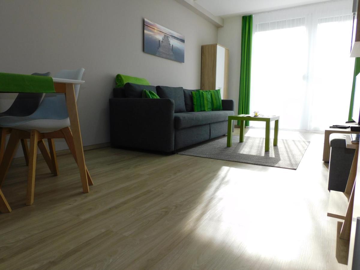 Katamaran Apartment Siofok Bagian luar foto